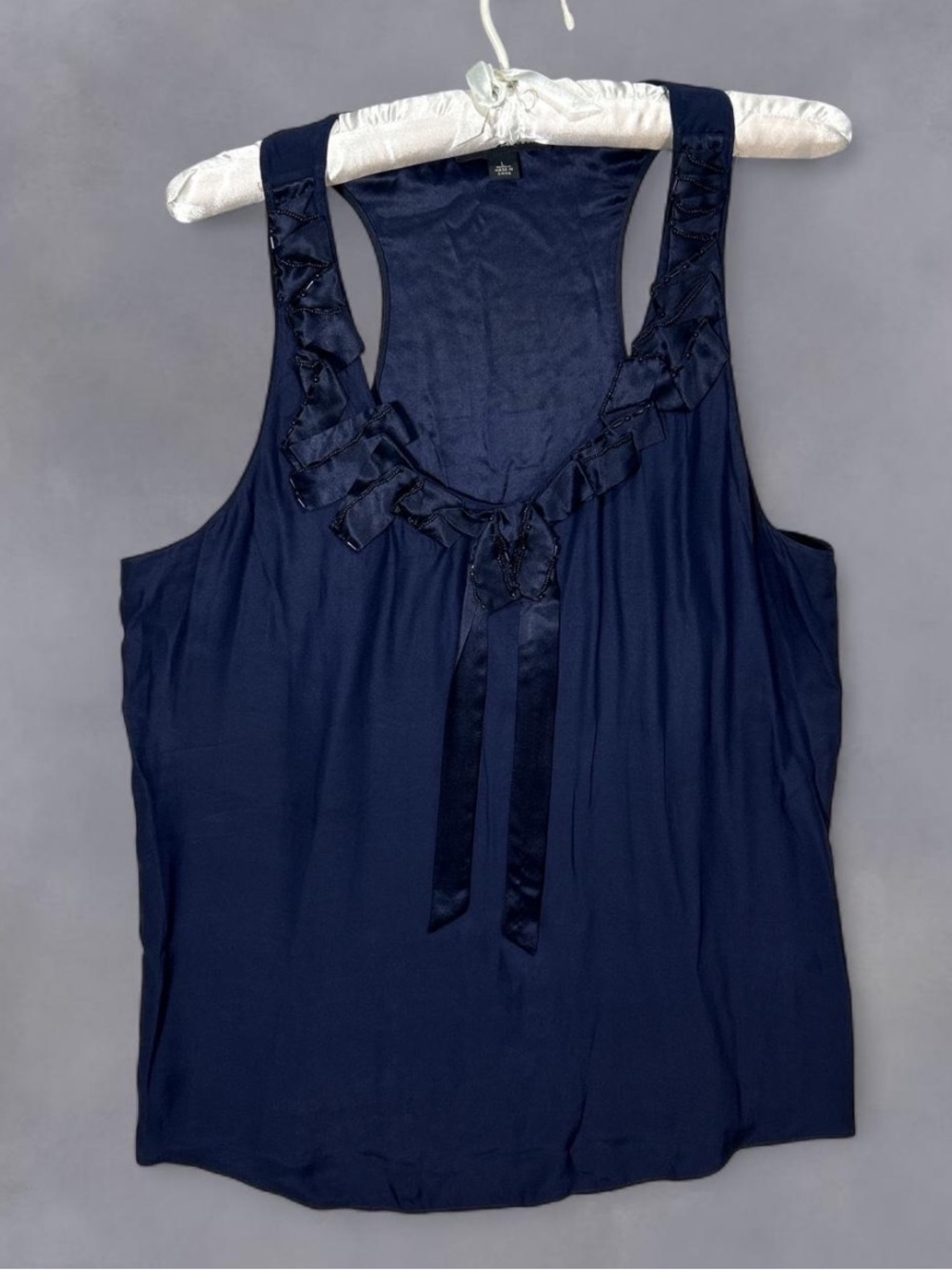 Banana Republic preppy navy blue silk embellished tank top with bow detail Sz L